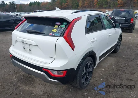2023 Kia Niro Ex Touring z USA, uszkodzony, nr VIN KNDCR3LE6P5049521